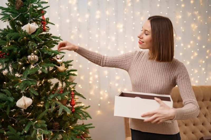 65. All You Need to Know About Choosing the Perfect Artificial Christmas Tree for Your Home